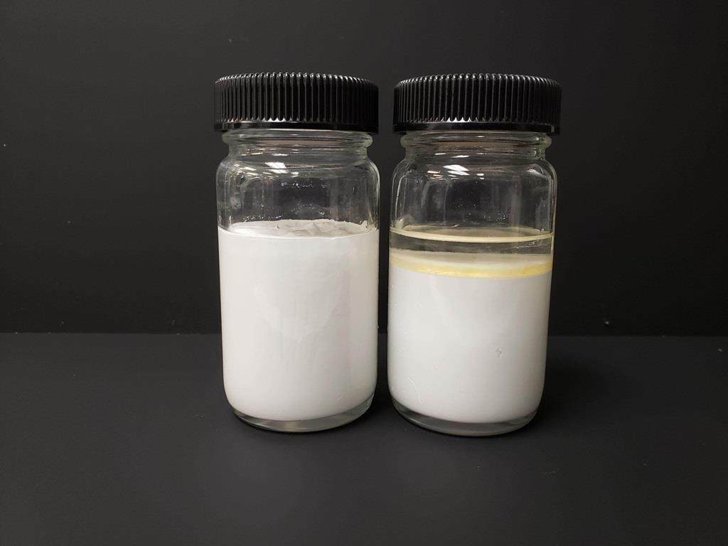 Liquid colour stability test